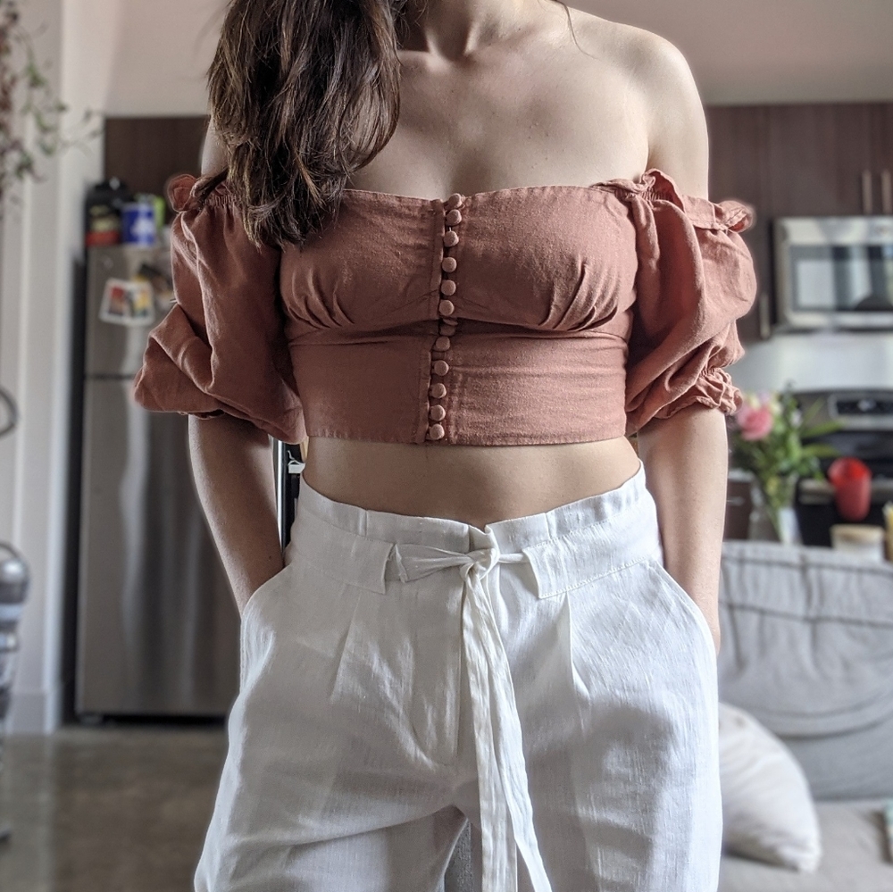 ****SOLD*****Fanco Puff Sleeve Crop Top - Picture 1 of 5